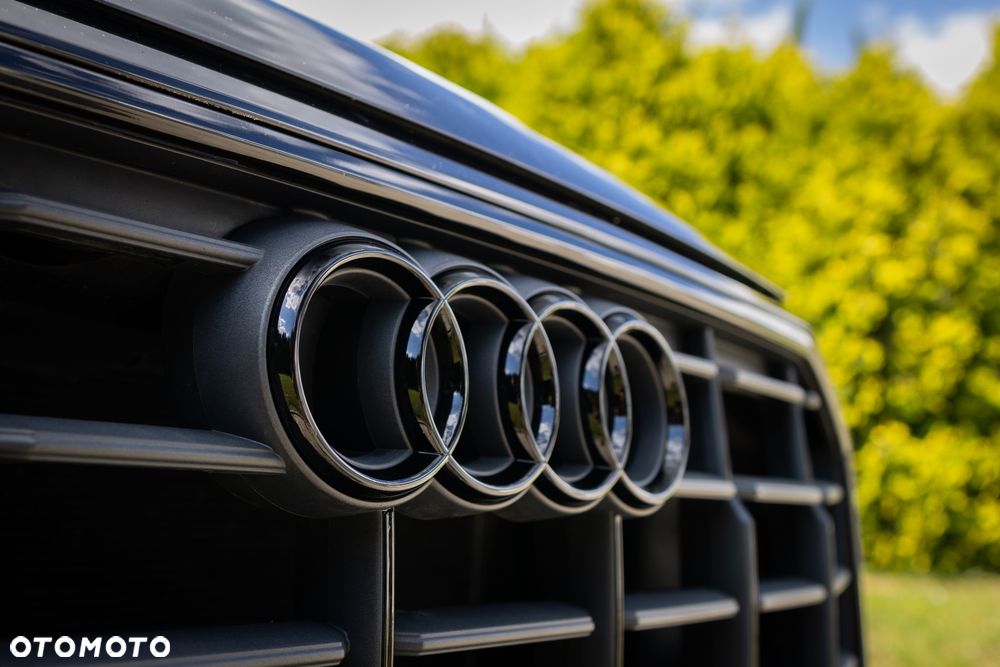 Audi Q8 55 TFSI mHEV Quattro Tiptronic - 13
