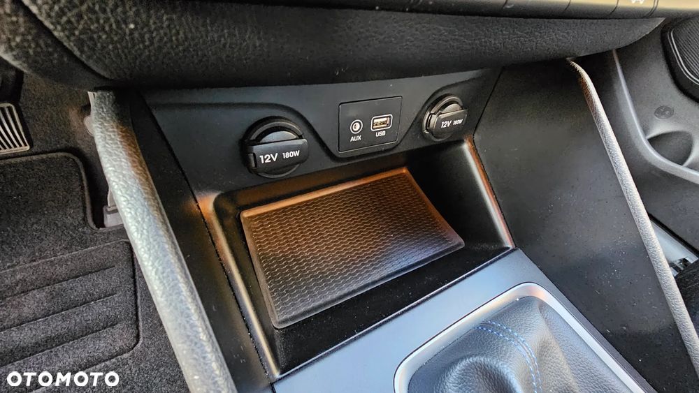 Hyundai Tucson 1.6 Turbo 2WD Navi - 16