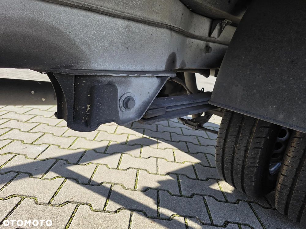 Mercedes-Benz Sprinter 514 Bliźniaki Kontener z Winda 8EP - 14