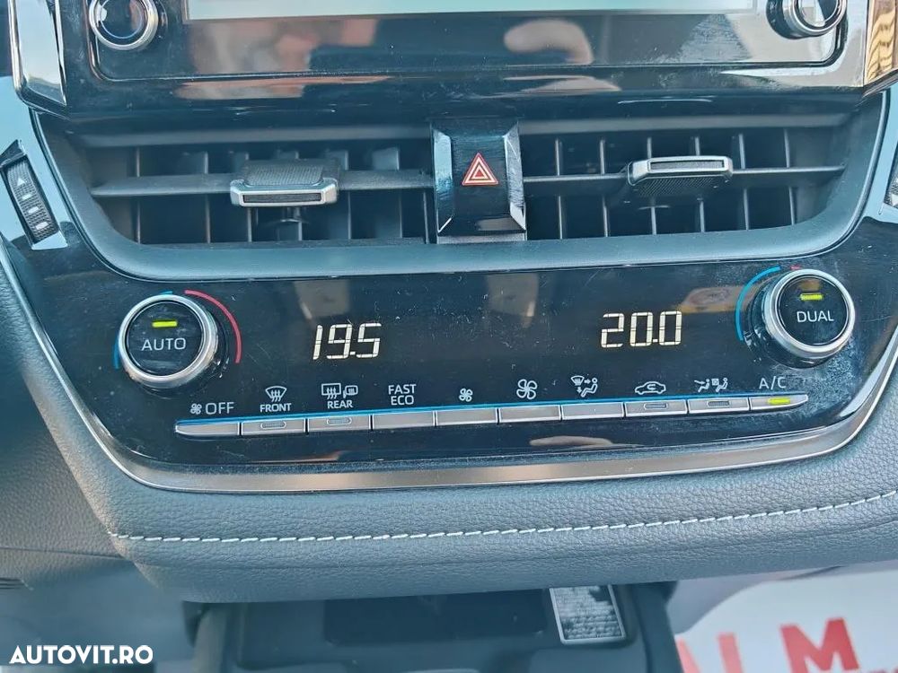 Toyota Corolla 1.8 Hybrid Touring Sports Trek - 21