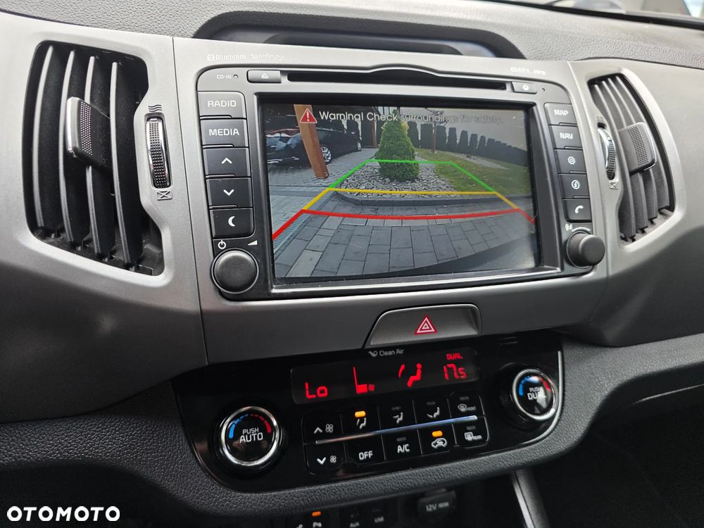 Kia Sportage 1.6 GDI 2WD Fifa World Cup Edition - 8