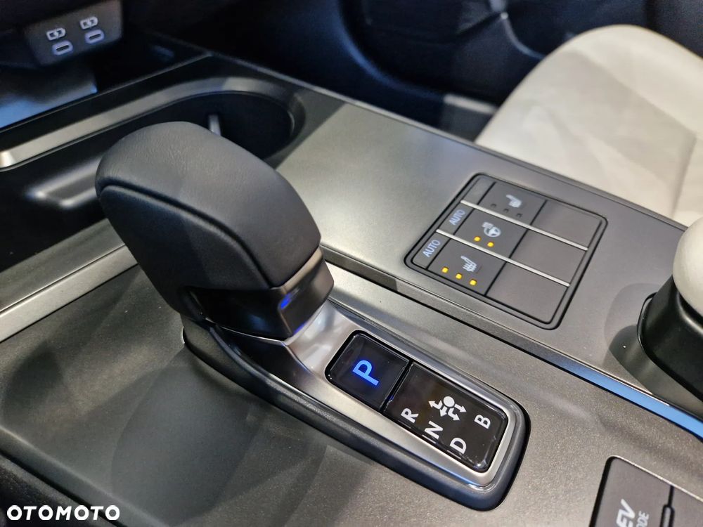 Lexus UX 300h Prestige - 13