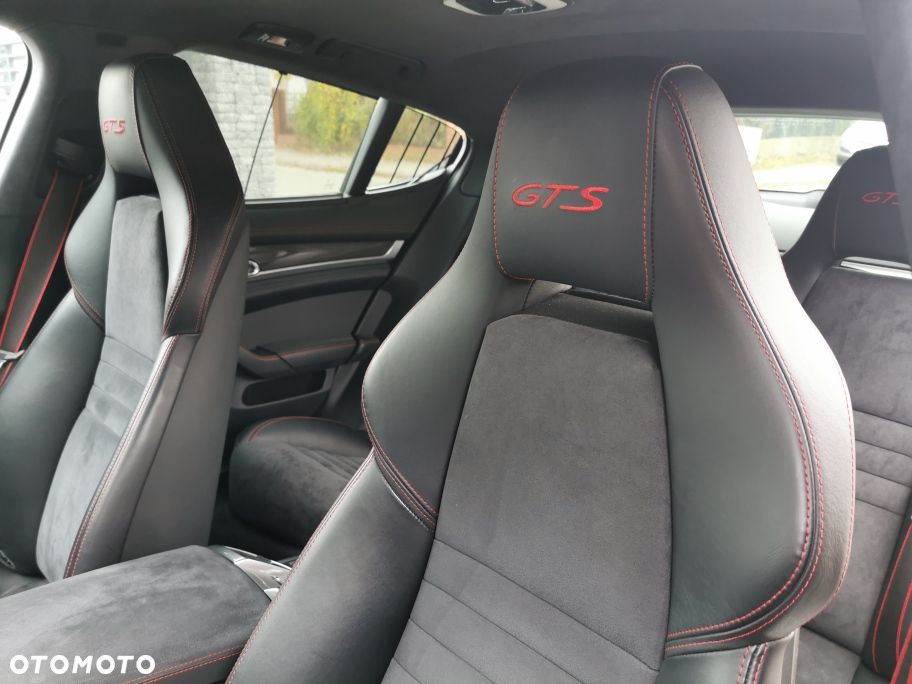 Porsche Panamera - 13