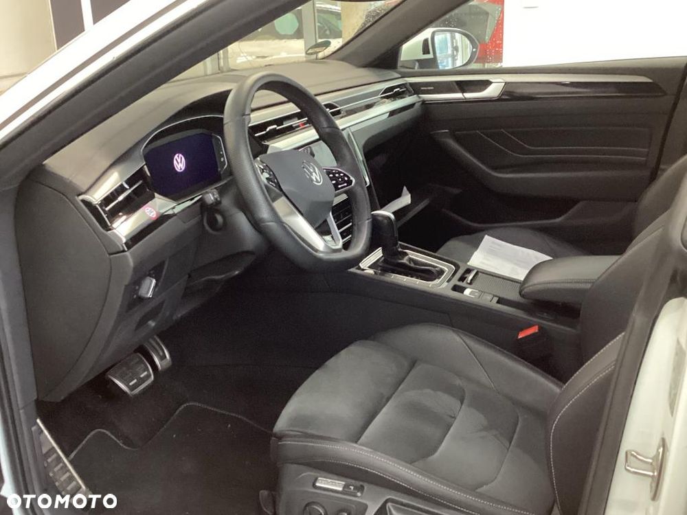 Volkswagen Arteon 2.0 TSI DSG R-Line Edition - 9