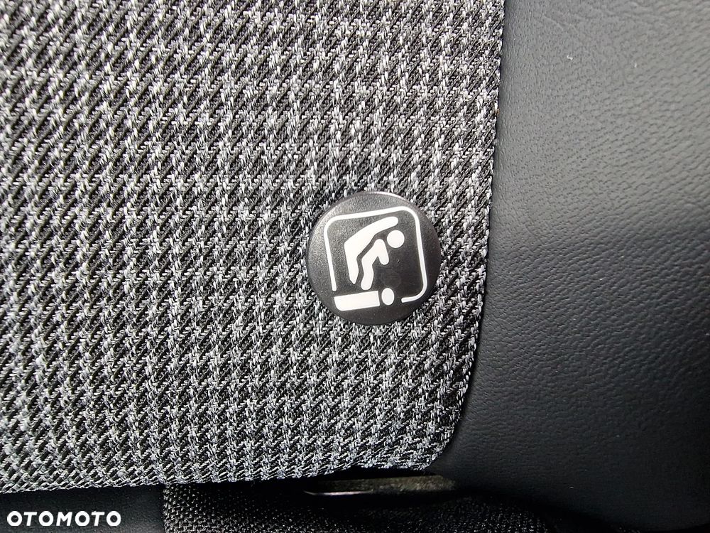 Peugeot 3008 PureTech 130 Stop & Start GPF Active - 10