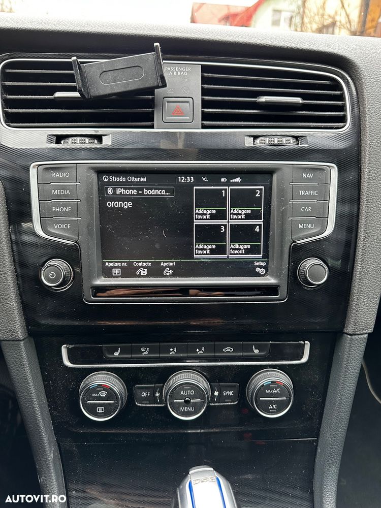 Volkswagen Golf - 9