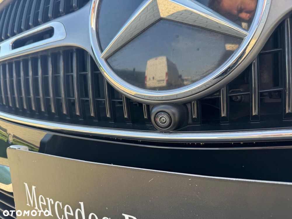 Mercedes-Benz GLC - 12