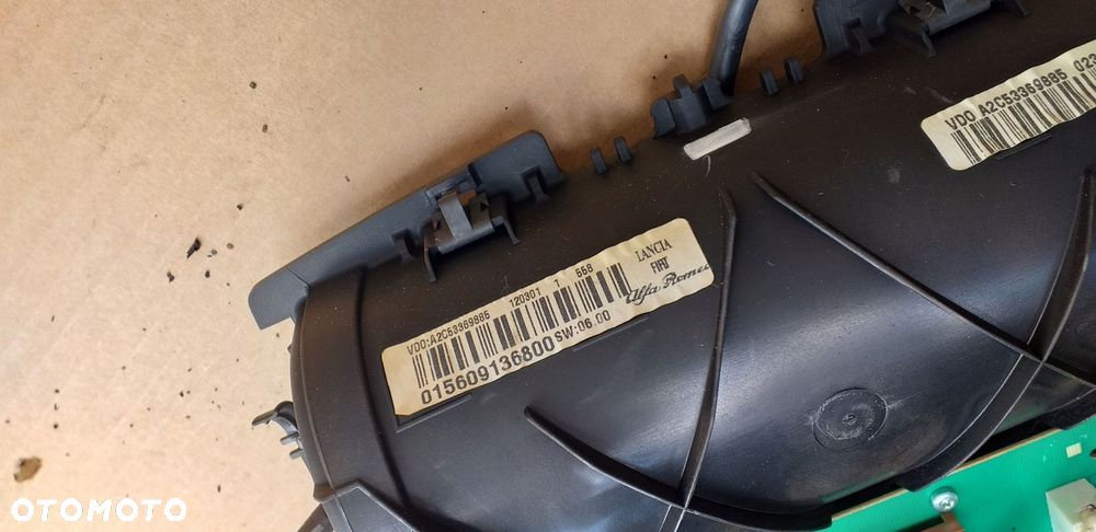 alfa romeo giulietta ekran wyświetlacz nawigacji radio navi - 10