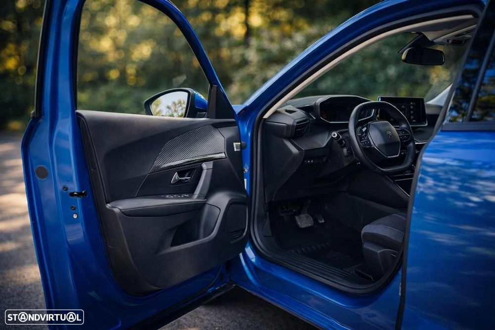 Peugeot e-2008 50 kWh Allure - 6