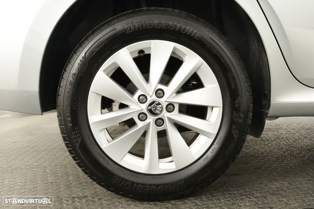 Skoda Kamiq 1.0 TSI Selection DSG - 5