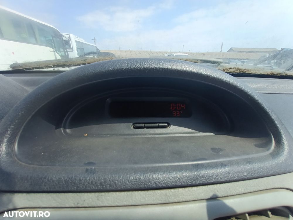 Dezmembrari Renault CLIO 2 / SYMBOL 1 (1998-2008) 1.5 dCi (SB07) Moto - 4