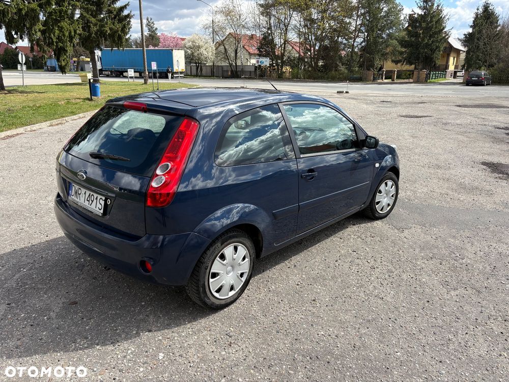 Ford Fiesta - 5