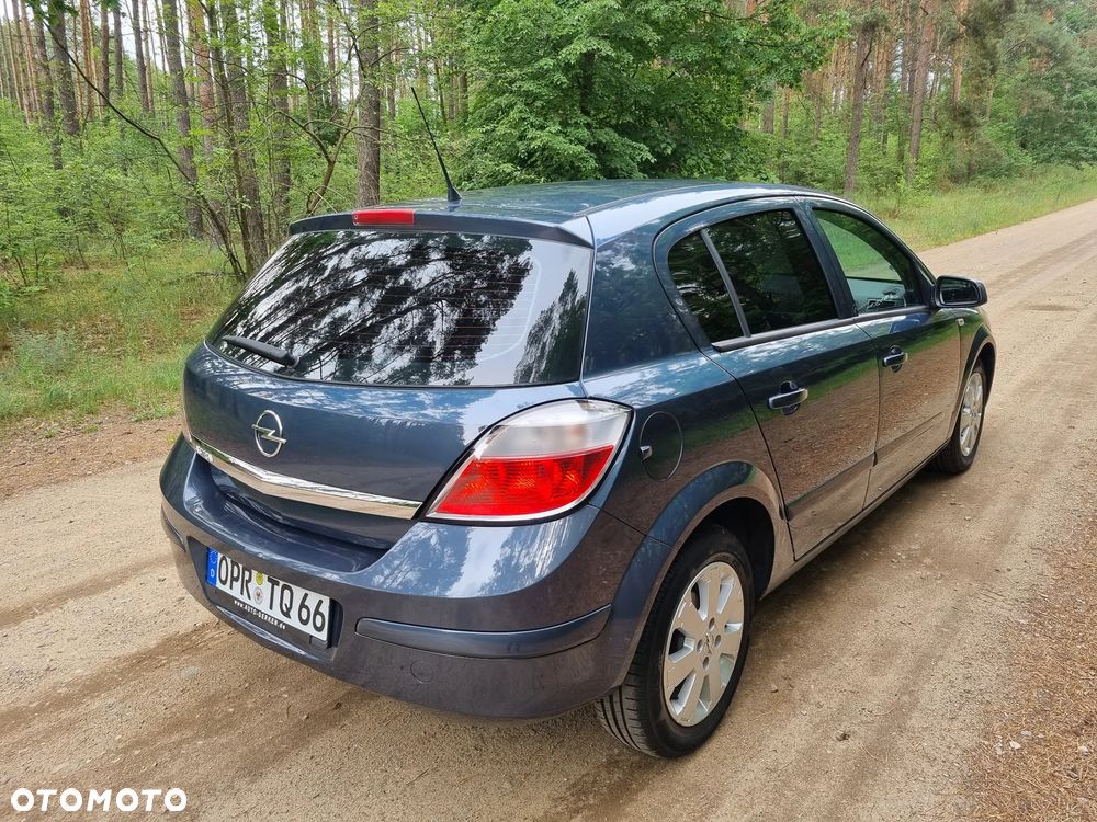 Opel Astra 1.4 NJoy - 4
