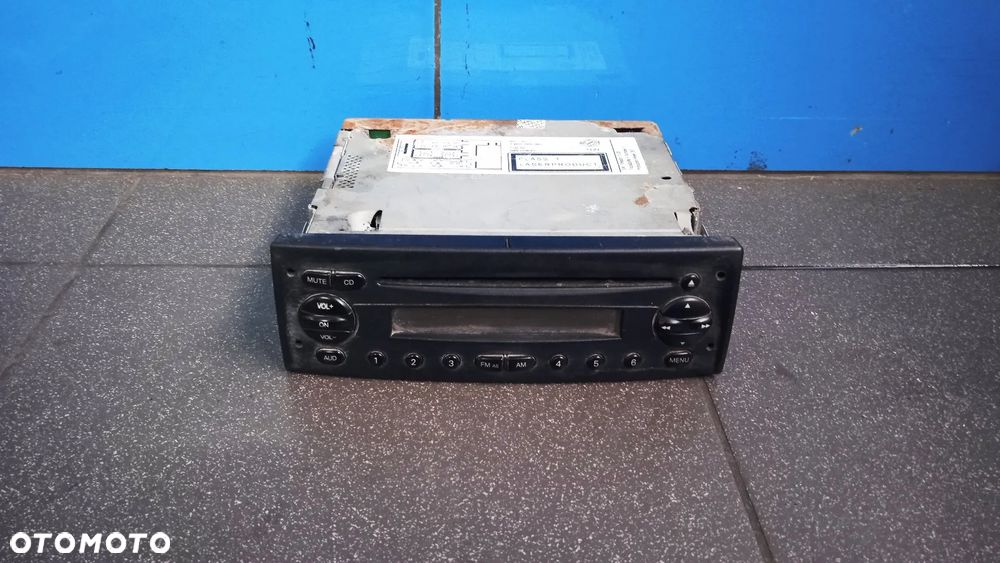 Radio fabryczne Iveco Daily 7607005081 - 1