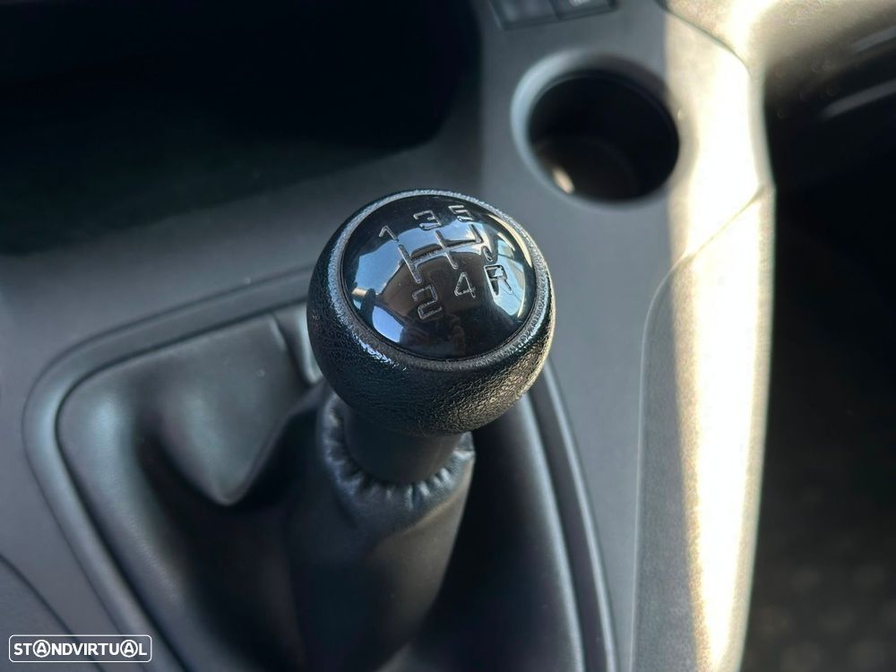 Opel Combo Outro - 21