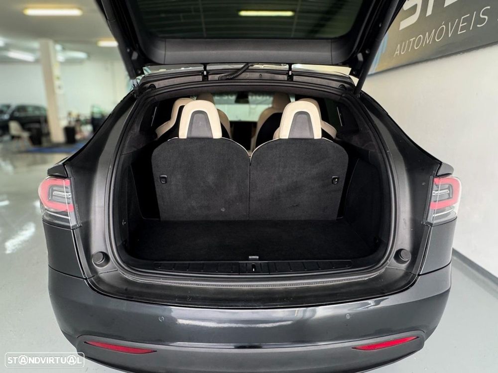 Tesla Model X 100 kWh Long Range AWD - 12