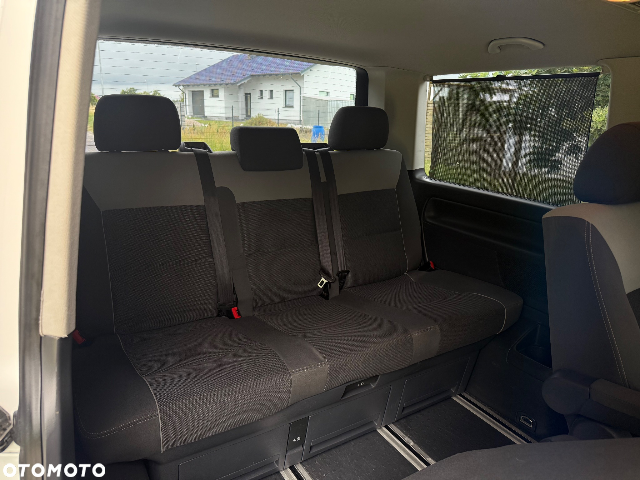 Volkswagen Multivan - 8