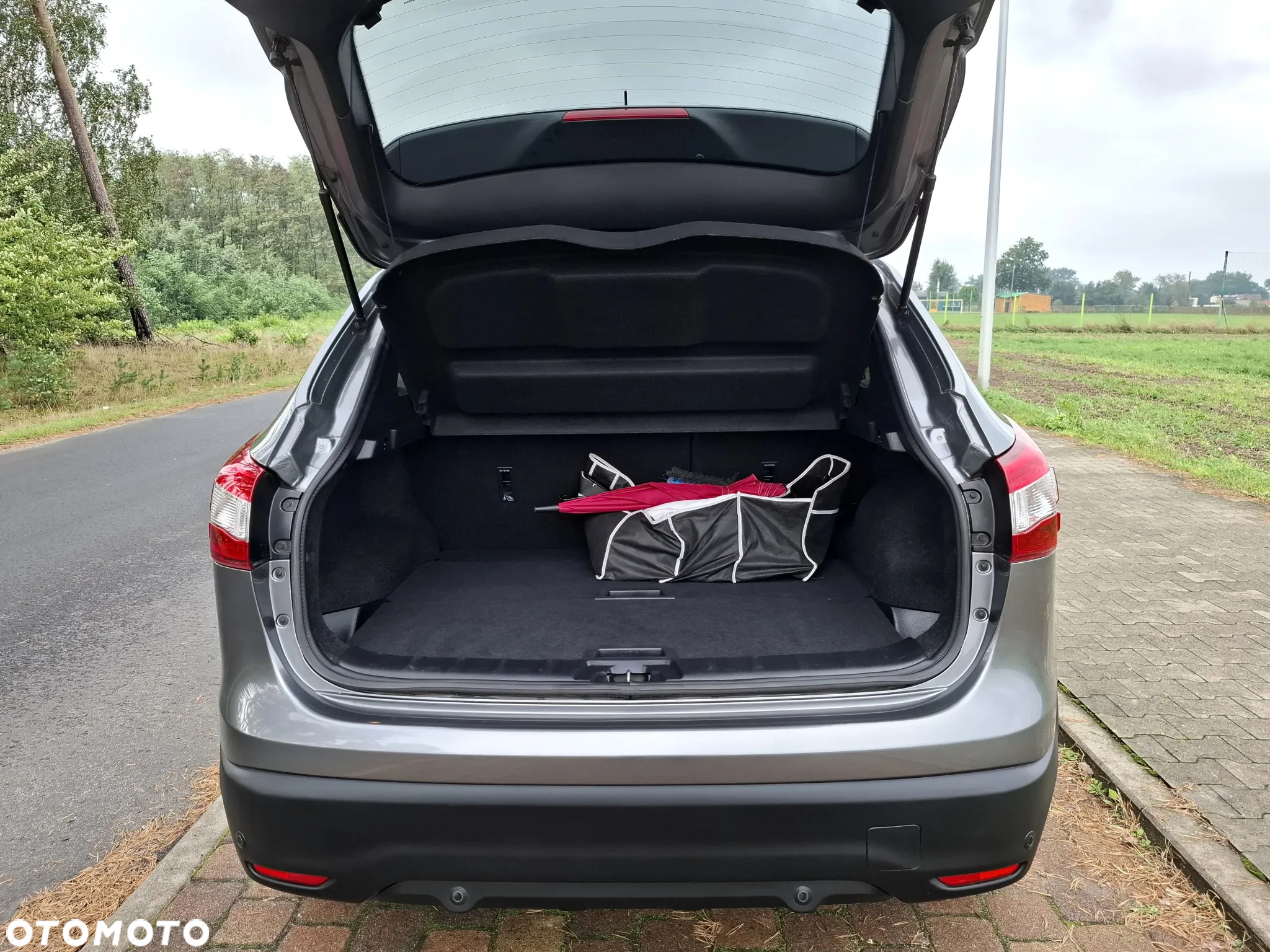 Nissan Qashqai 1.2 DIG-T N-Connecta EU6 - 28