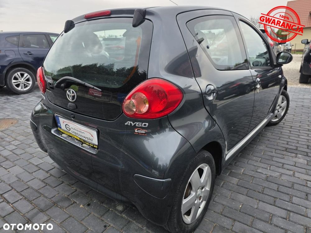 Toyota Aygo - 10