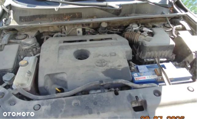 Toyota RAV4 2.2 D-4D Premium - 6
