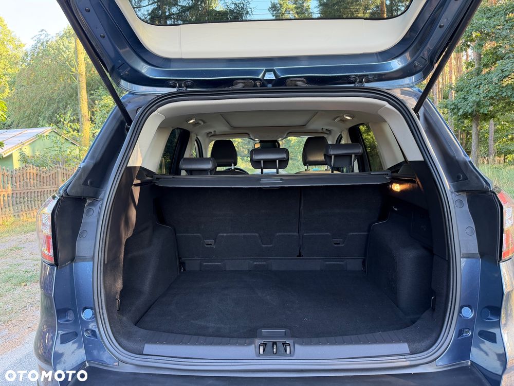 Ford Kuga - 9