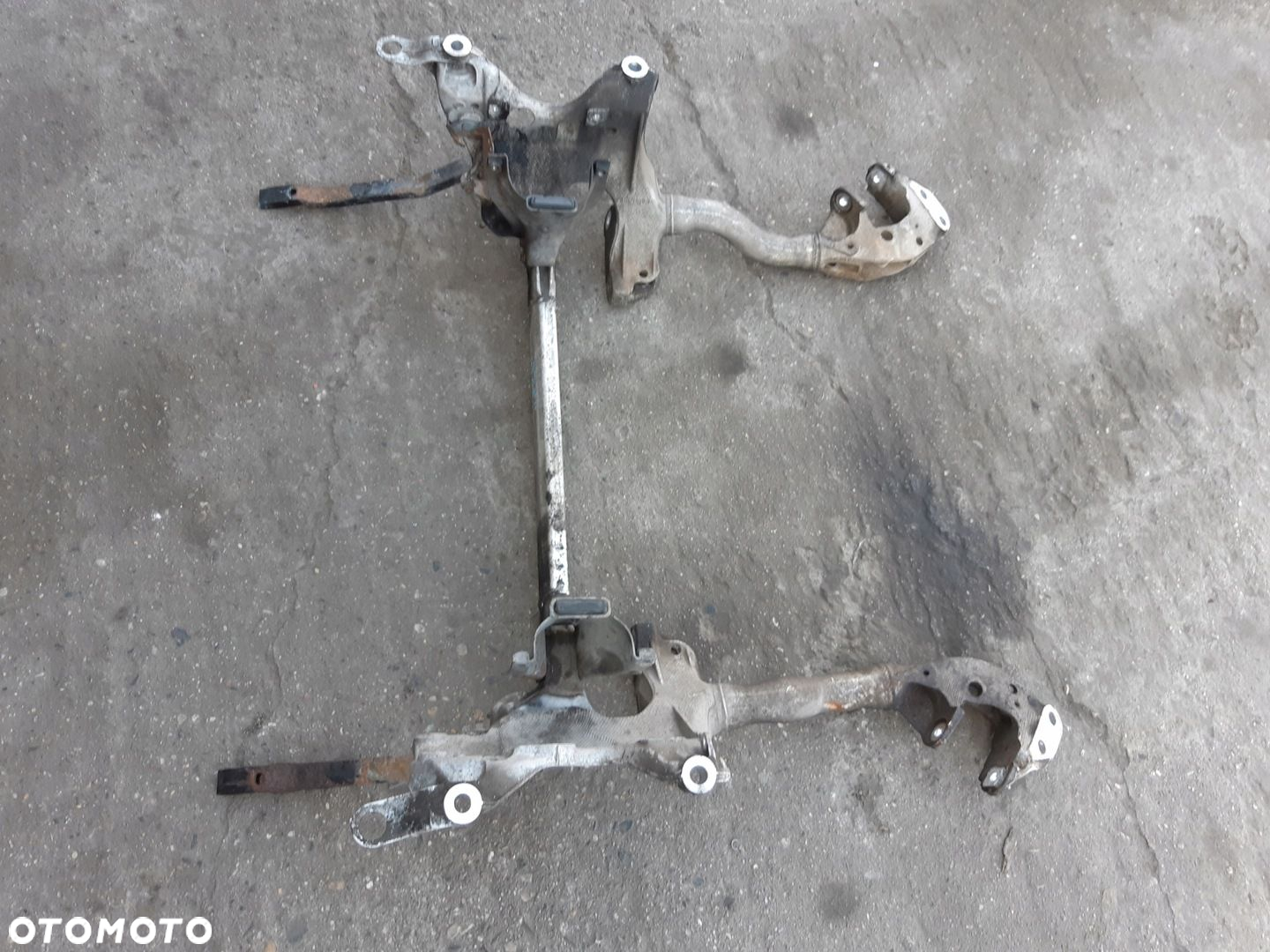 AUDI Q5 8R SANKI WÓZEK KOŁYSKA PRZÓD 8R0399315E - 8