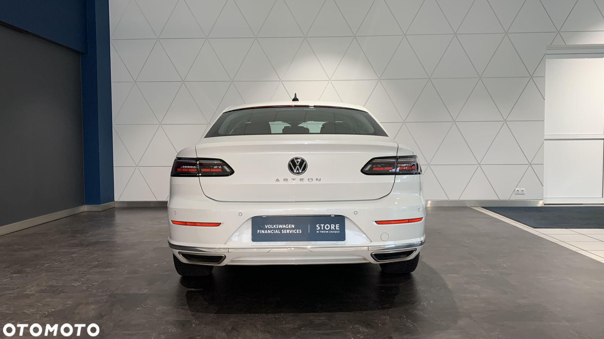Volkswagen Arteon 2.0 TSI Elegance DSG - 4