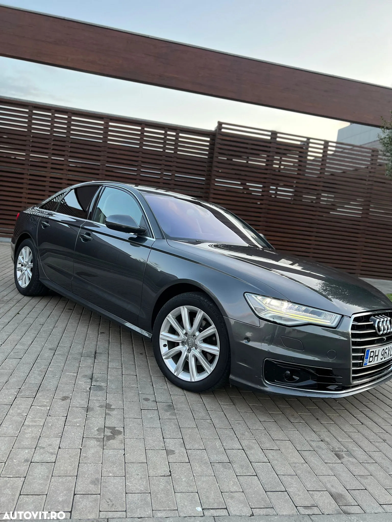 Audi A6 2.0 TDI Ultra DPF S tronic - 7