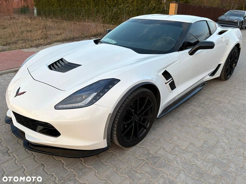 Chevrolet Corvette - 7