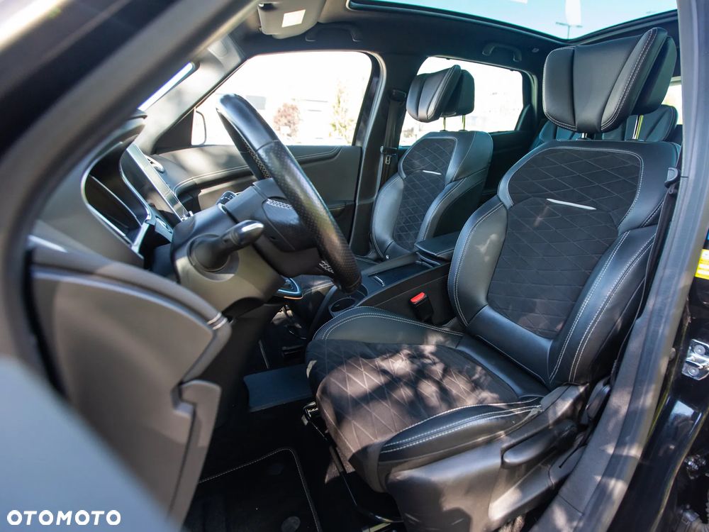 Renault Scenic TCe 160 GPF BLACK EDITION - 26