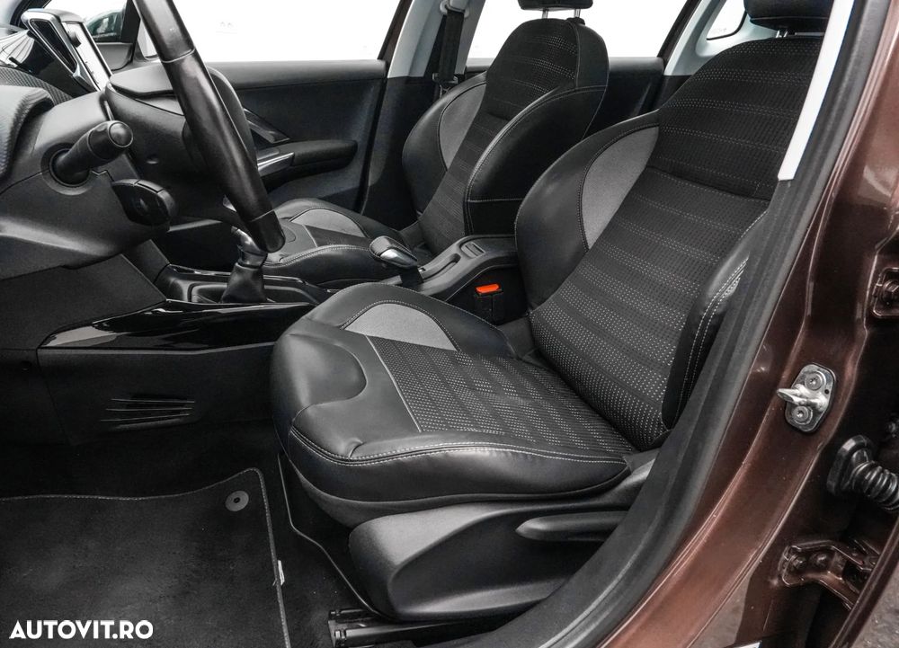 Peugeot 2008 1.2 PureTech Turbo Allure - 14