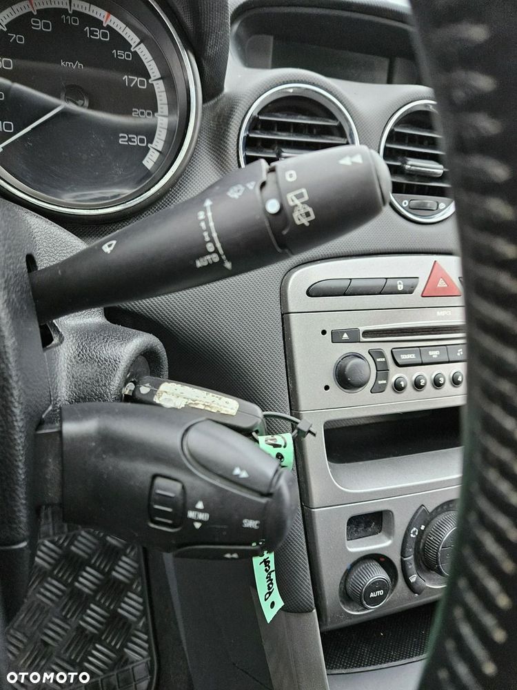 Peugeot 308 - 17