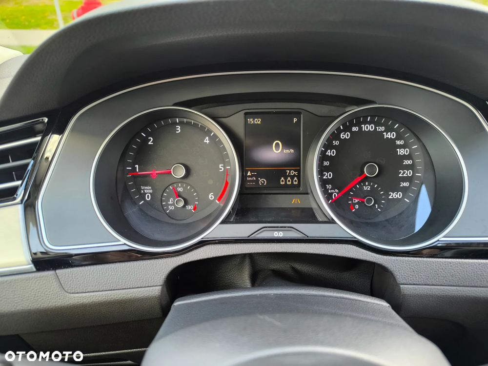 Volkswagen Passat 2.0 TDI Bi-Turbo BMT 4Mot Highline DSG - 14