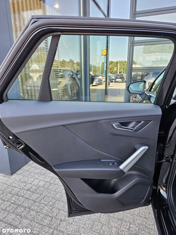Audi Q2 - 25