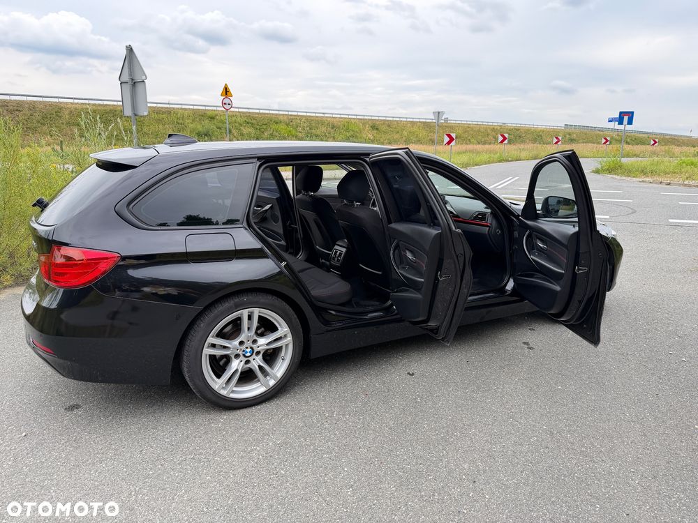 BMW Seria 3 318d Sport Line - 28