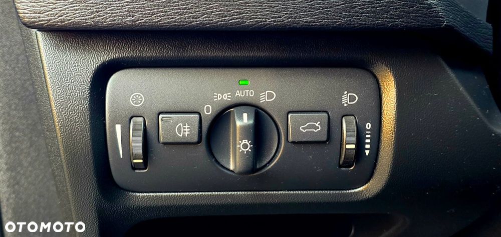 Volvo V40 D2 You - 10