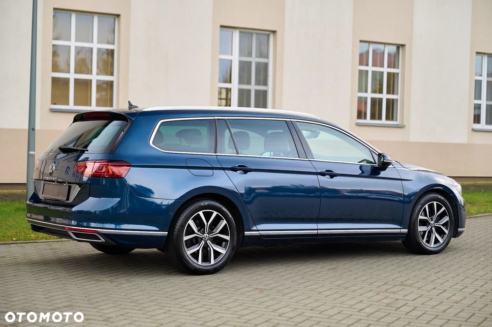 Volkswagen Passat - 16