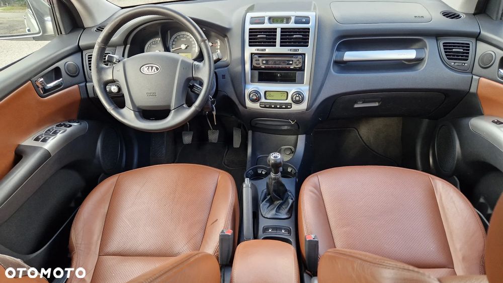 Kia Sportage 2.0 Tour + - 13
