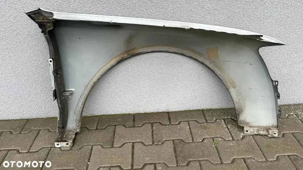 AUDI A8 D3 DRUGI LIFT BŁOTNIK LEWY PRZÓD LY7G - 2