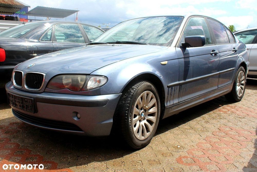 BMW 3 E46 2004 2.0i N46B20 Sedan (MASKA, ZDERZAK, LAMPA, BŁOTNIK, DRZWI, SZYBA, FOTEL) - 4