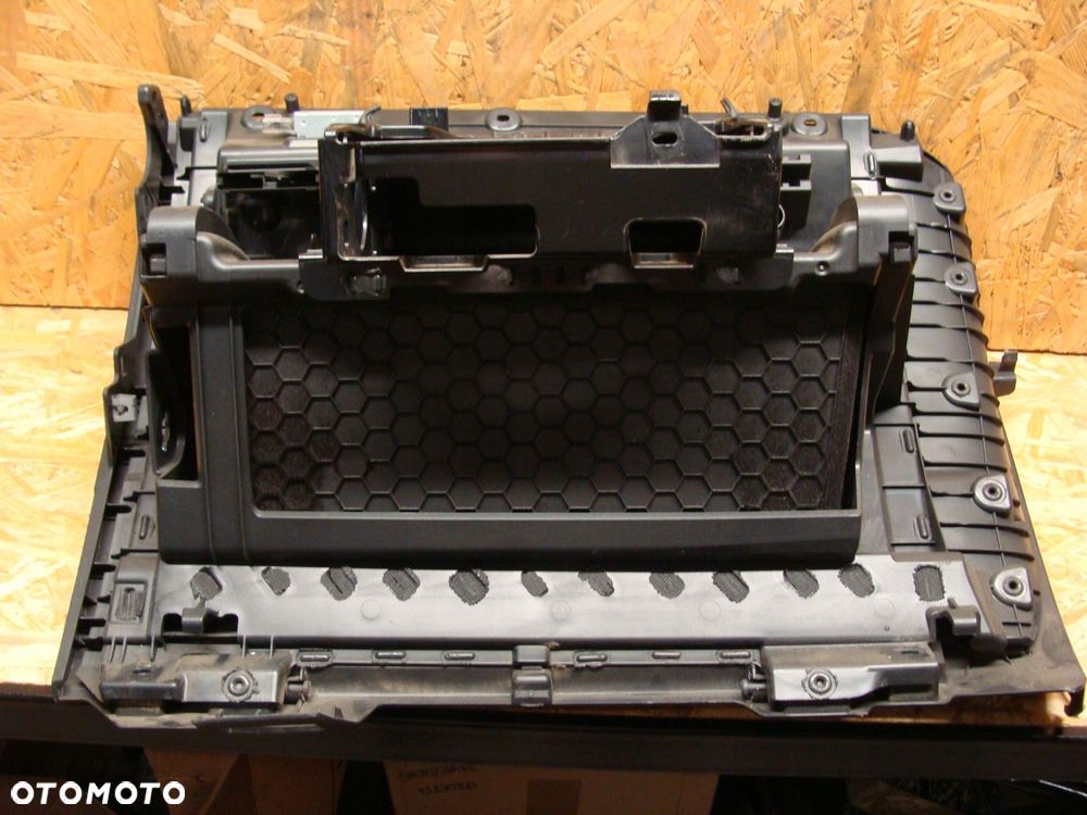 schowek pasażera vw golf vii sportsvan - 2