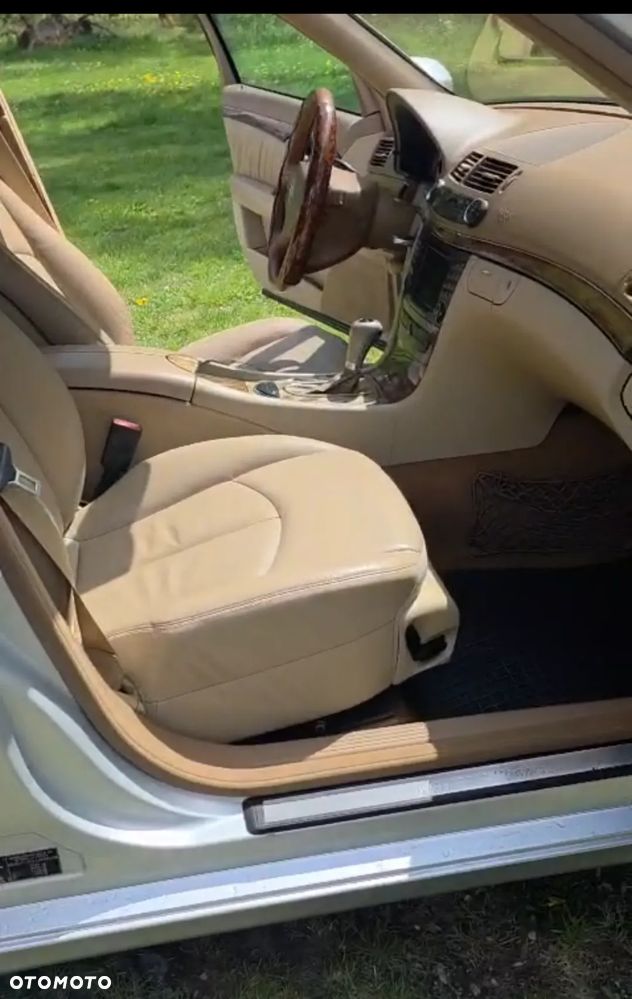 Mercedes-Benz Klasa E 320 CDI Avantgarde - 21