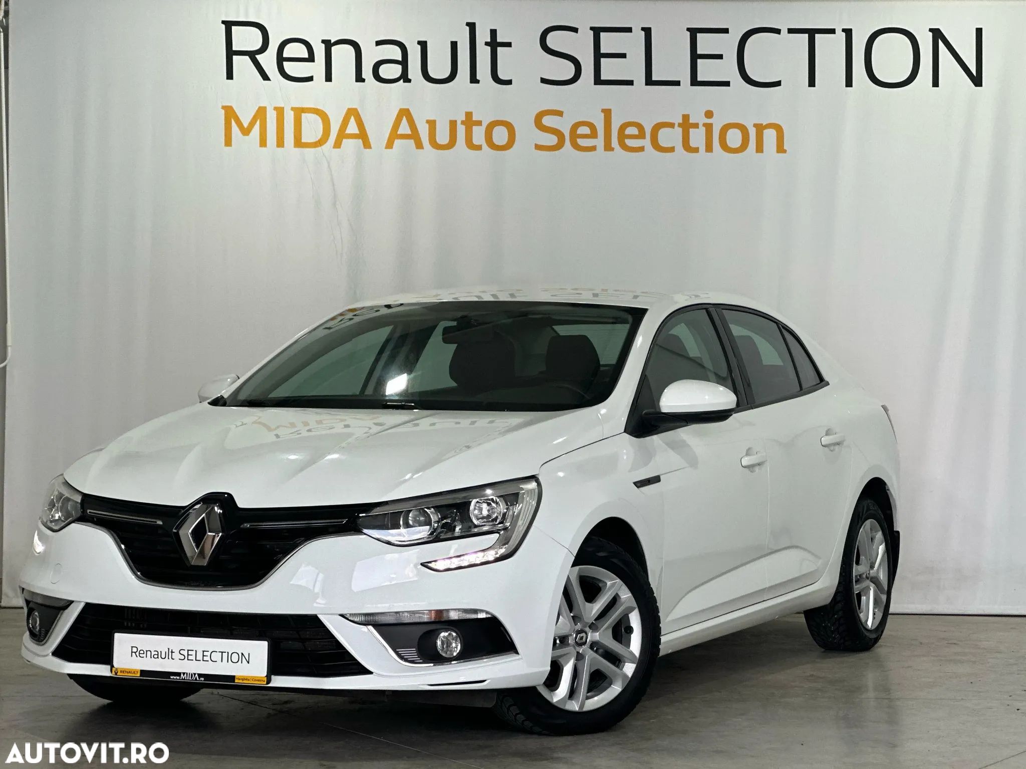 Renault Megane TCe Zen - 1