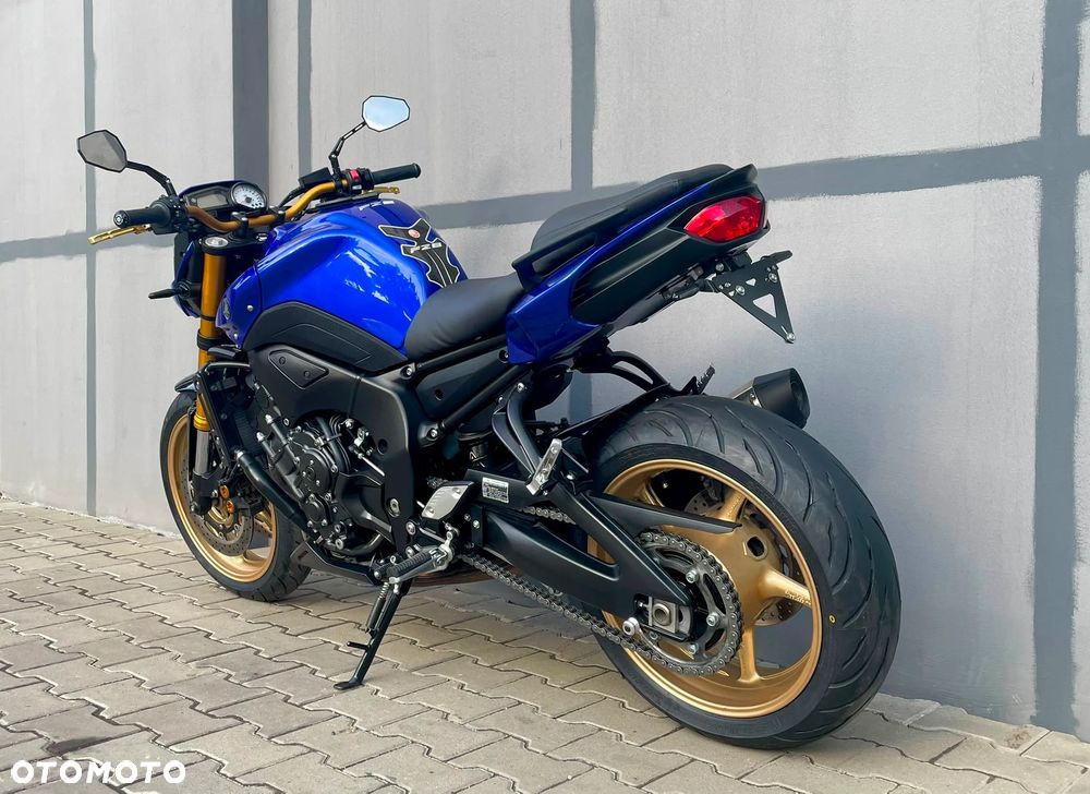 Yamaha FZ8 - 6