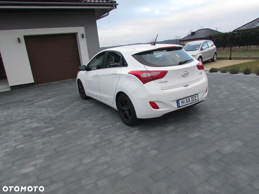 Hyundai i30 1.4 Fifa World Cup Edition - 6