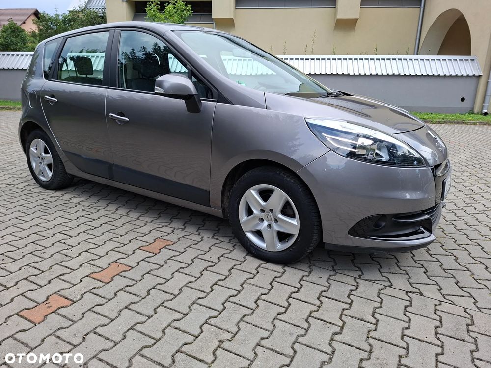 Renault Scenic 1.6 16V TomTom Edition - 16