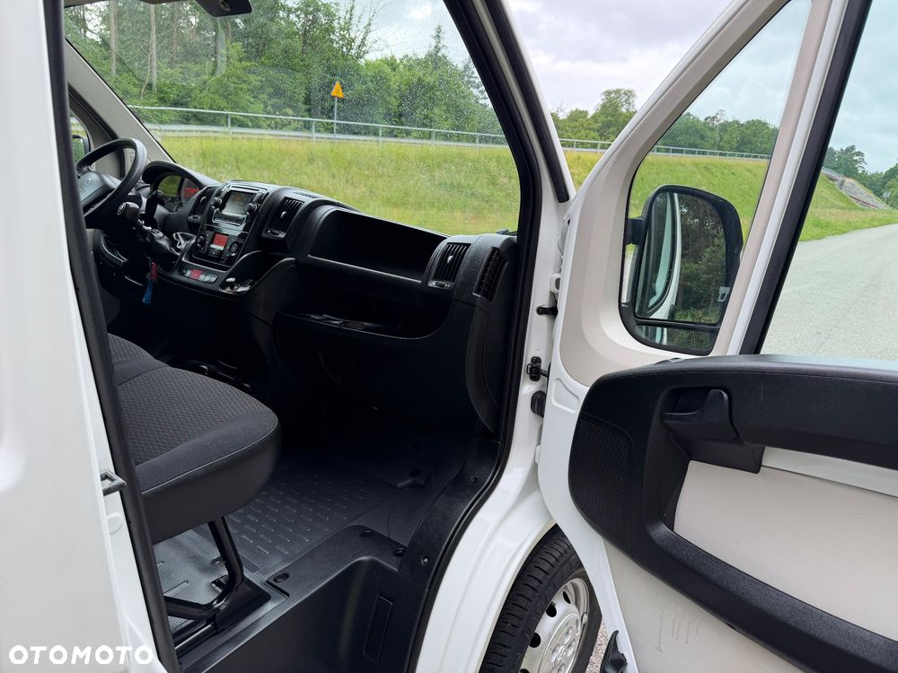 Peugeot BOXER - 21