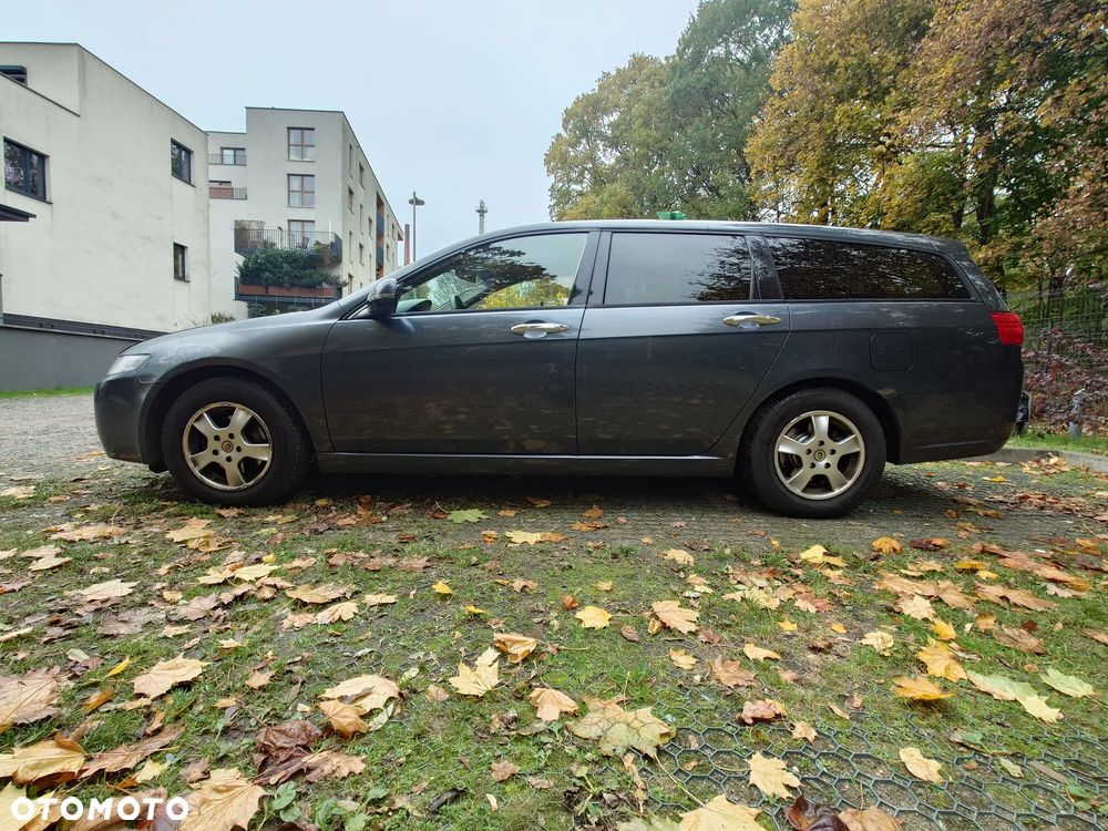 Honda Accord 2005 photo 2