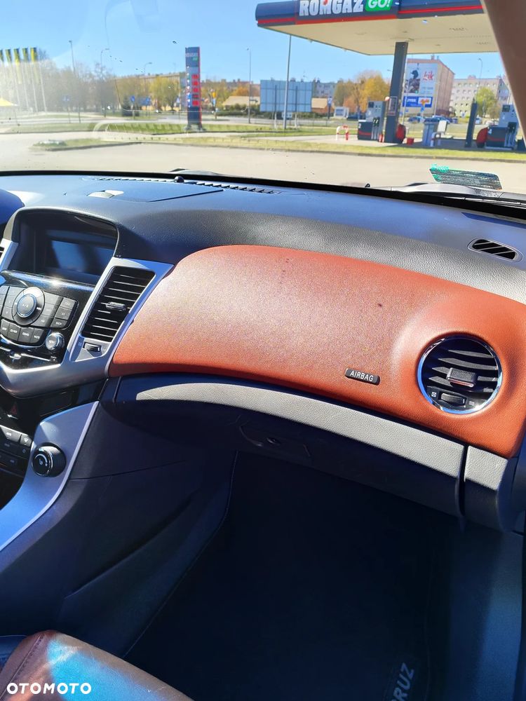 Chevrolet Cruze 2.0 LS - 14