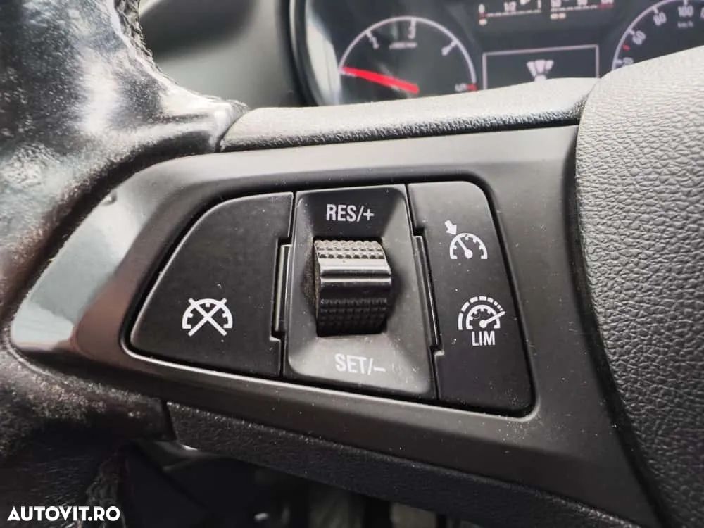 Opel Zafira Tourer 1.6 CDTI ECOTEC Start/Stop Edition - 24